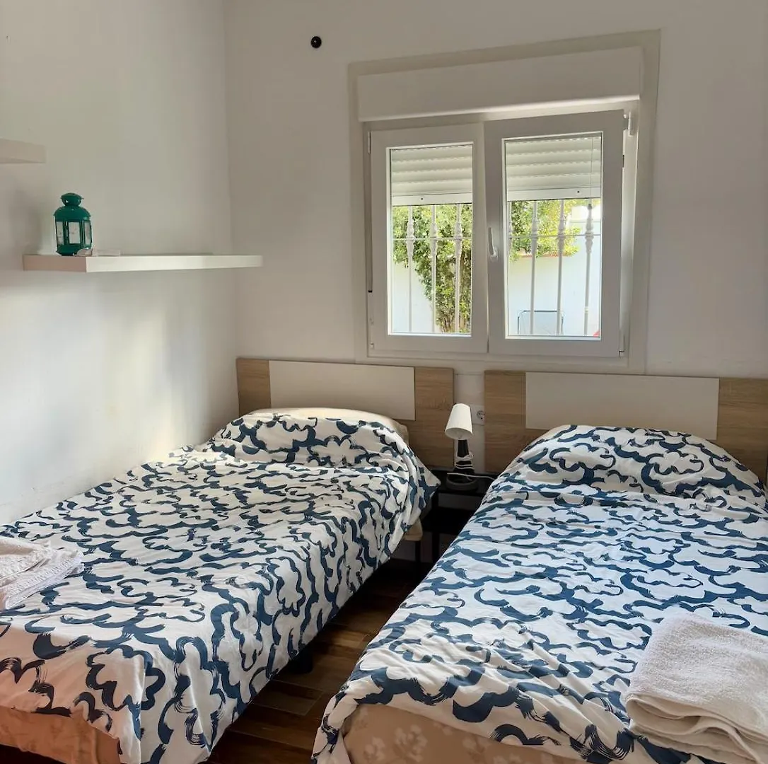 Fantastico Chalet Con Piscina 2 Km De La Barrosa Chiclana de la Frontera 0*,  Spain